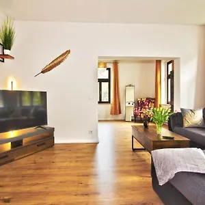 https://neu-wohnperle_feder.dresdenhotels.net